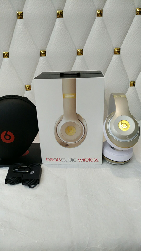 Monster Beats  studio wireless 3-004