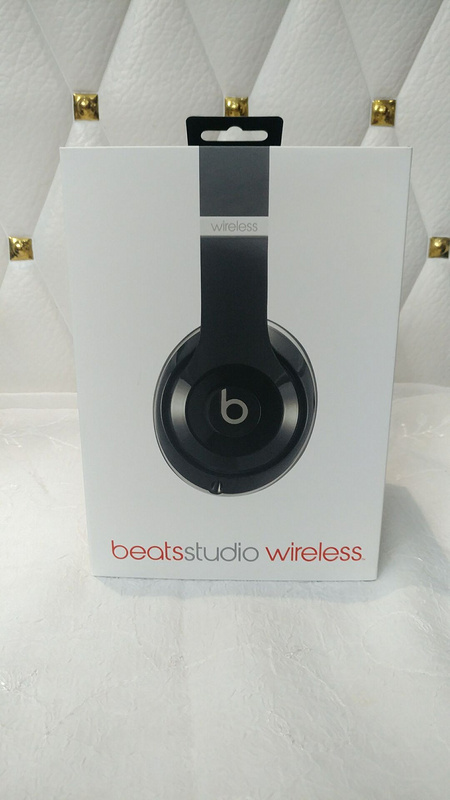 Monster Beats  studio wireless 3-008