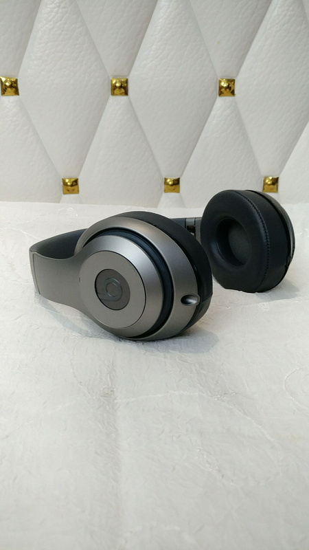 Monster Beats  studio wireless 3-009