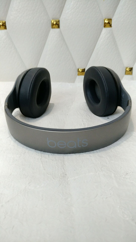 Monster Beats  studio wireless 3-009