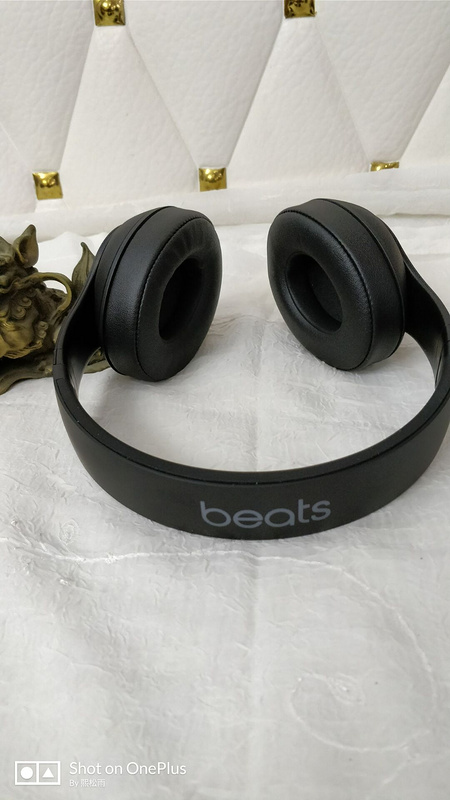 Monster Beats  studio wireless 3-014