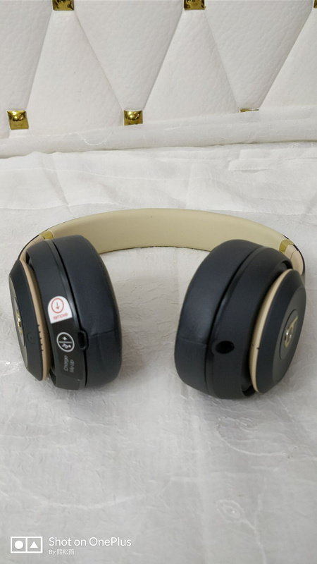 Monster Beats  studio wireless 3-015