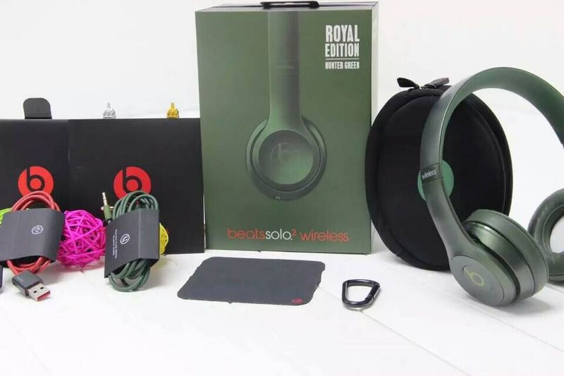 Monster Beats SOLO 2 Wireless-001