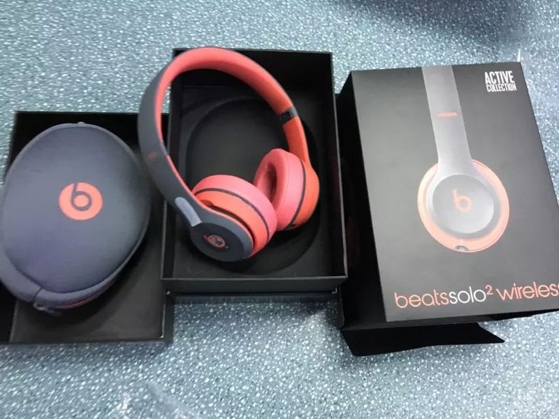 Monster Beats SOLO 2 Wireless-007