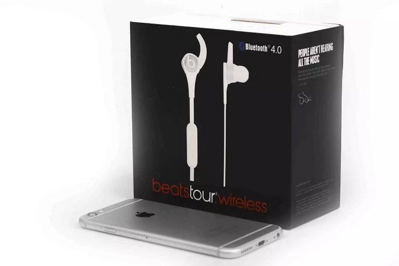 Monster Beats tour 2 wireless-001