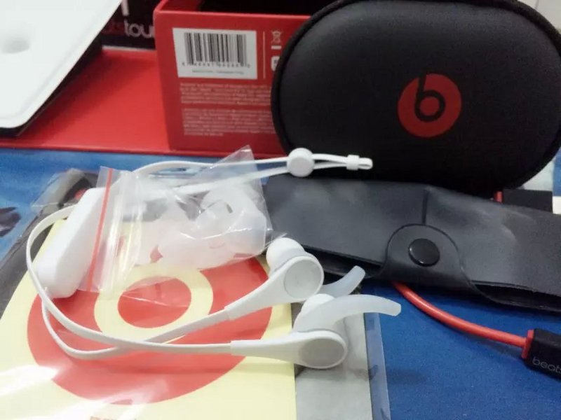 Monster Beats tour 2 wireless-001