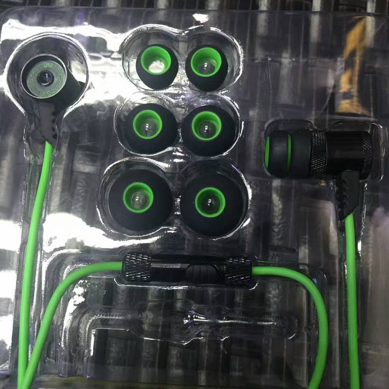 Monster beats HAMMERHEAD PRO V2-002