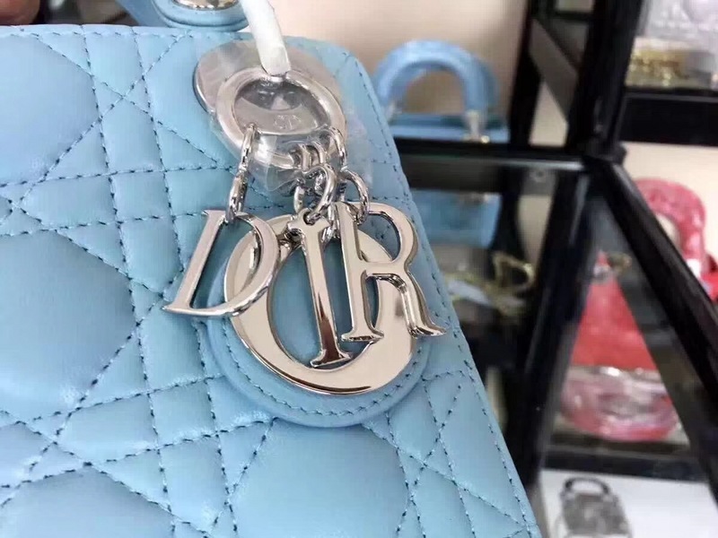 Super Perfect Dior Hangbag-006