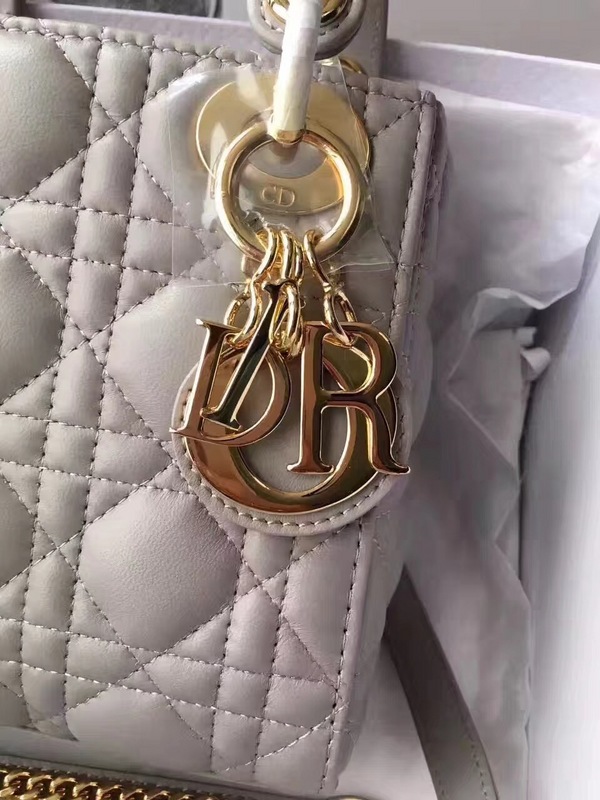 Super Perfect Dior Hangbag-008