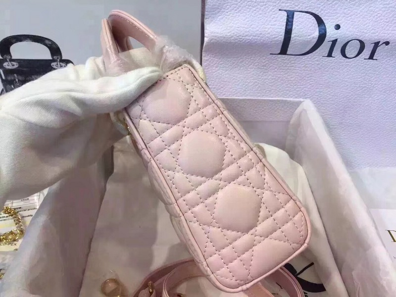 Super Perfect Dior Hangbag-011