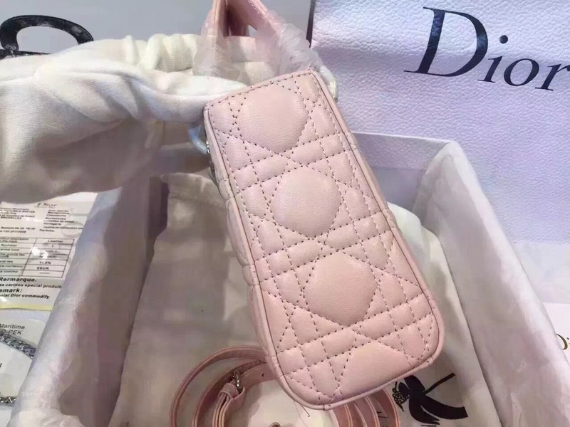 Super Perfect Dior Hangbag-012