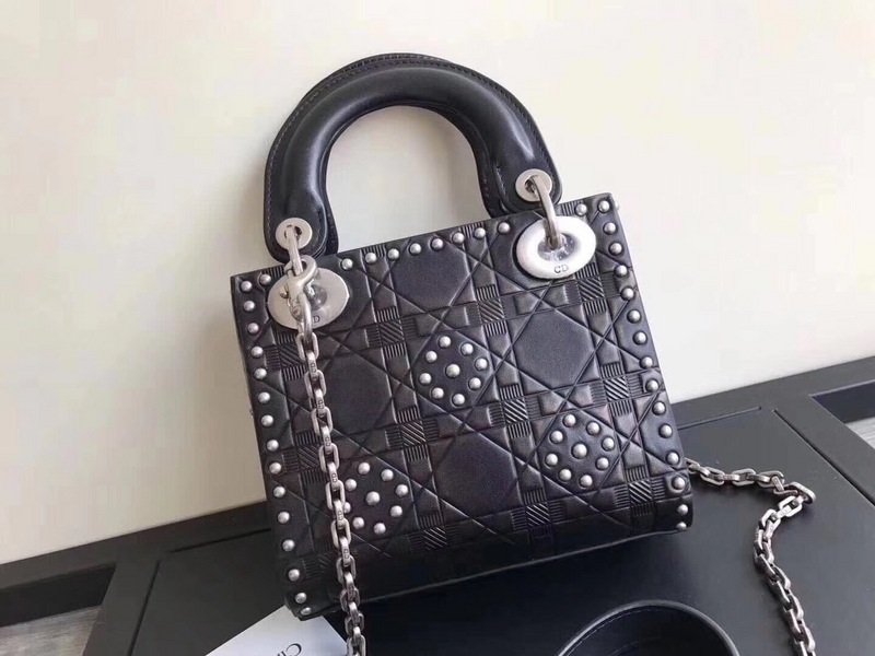 Super Perfect Dior Hangbag-014