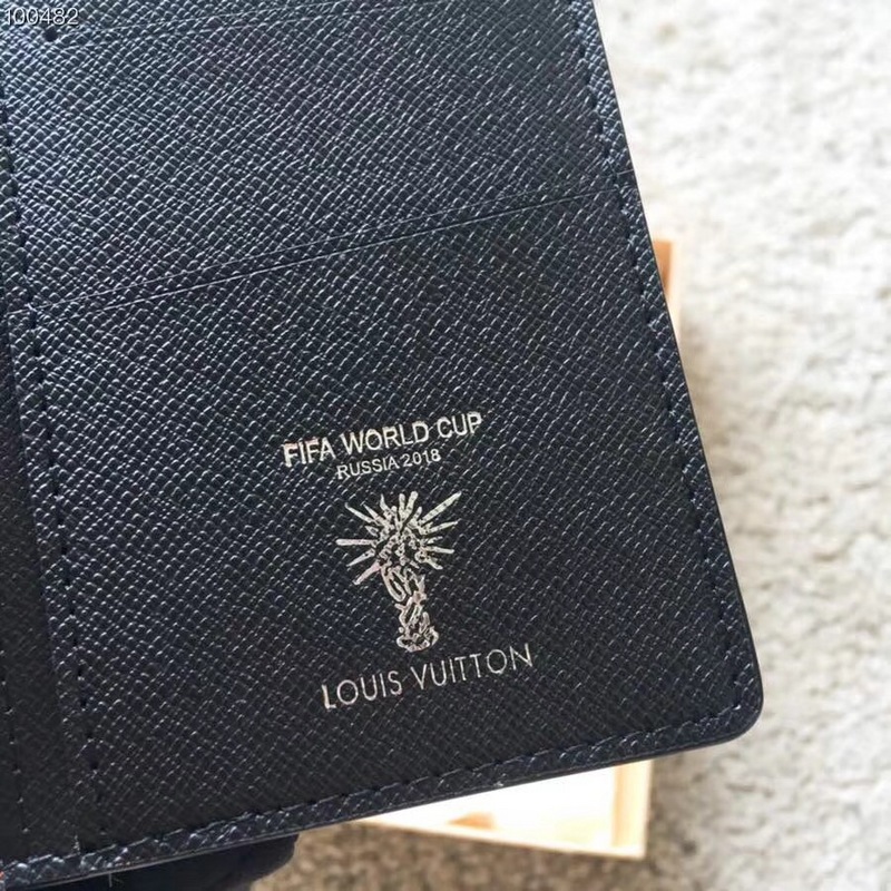 Super Perfect LV Wallet-023