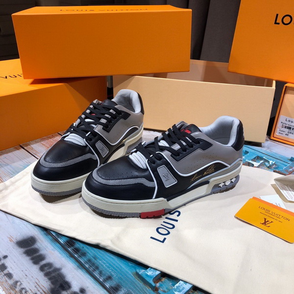 LV Men shoes 1;1 quality-2194