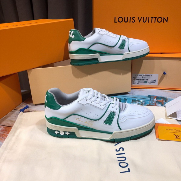 LV Men shoes 1;1 quality-2196