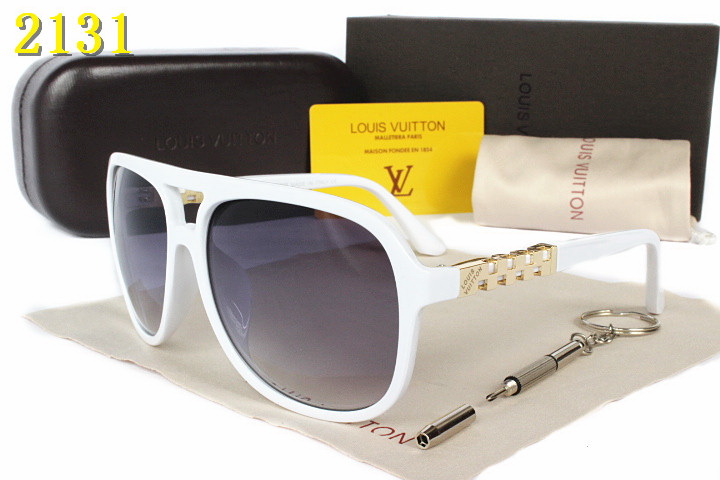 LV Sunglasses AAA-295