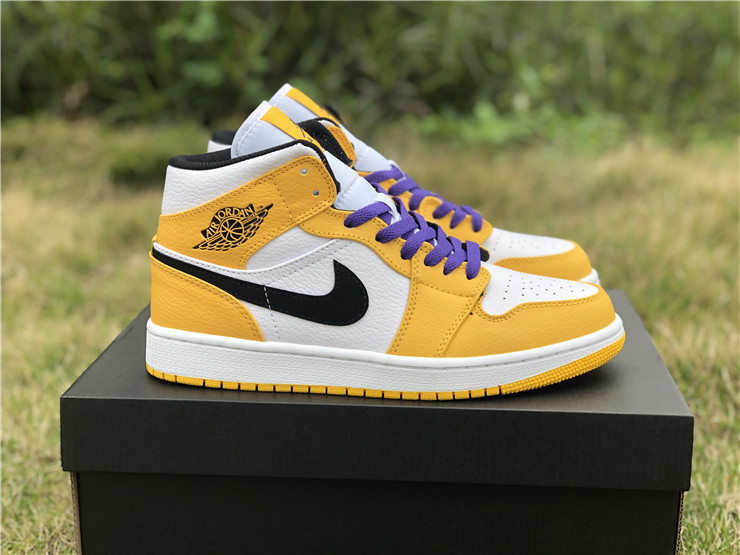 Super Max Perfect Jordan 1 shoes-070