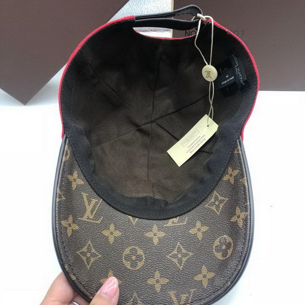 LV Hats AAA-184