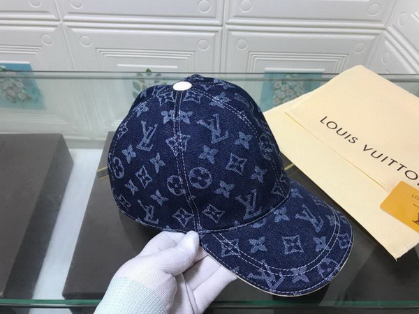 LV Hats AAA-186