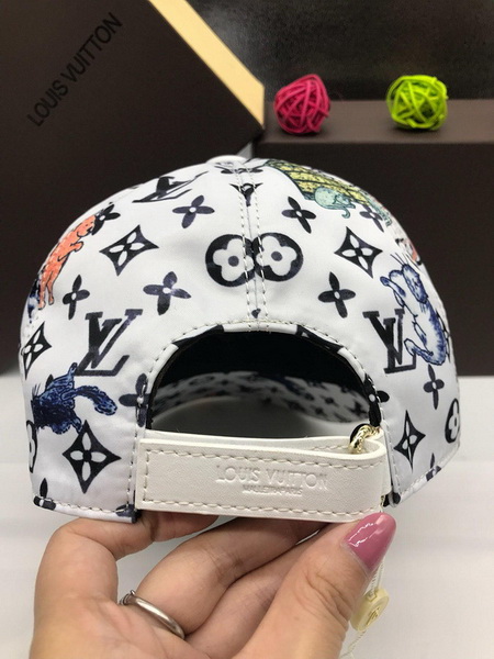 LV Hats AAA-192