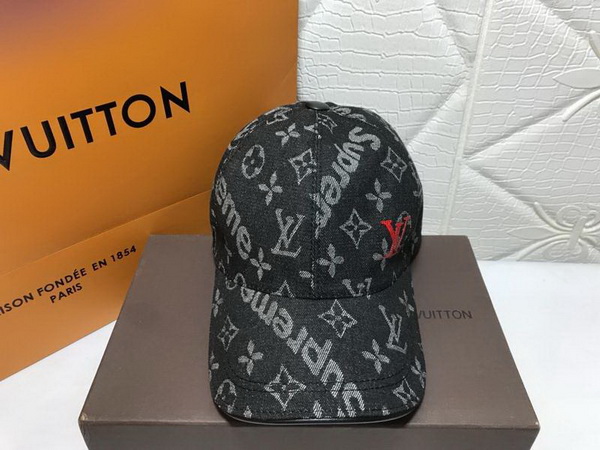 LV Hats AAA-194