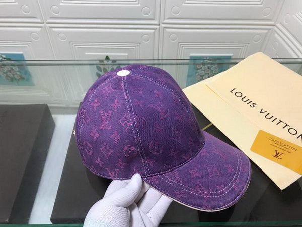 LV Hats AAA-196