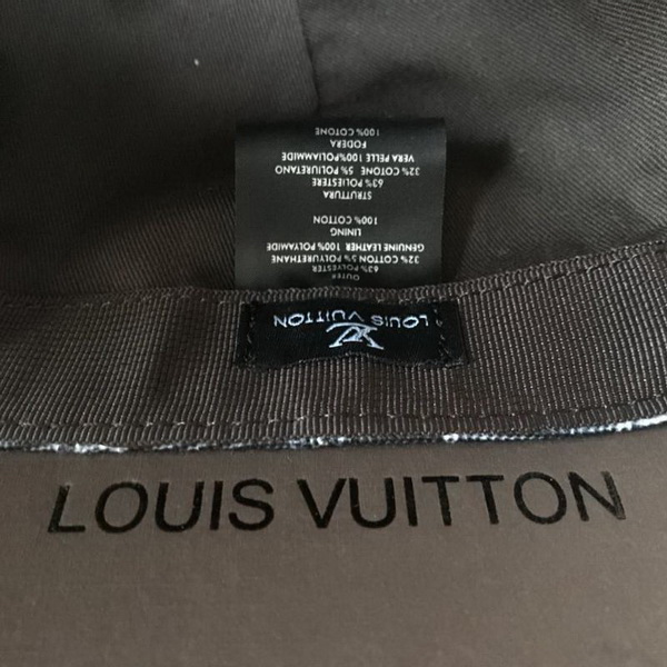 LV Hats AAA-198