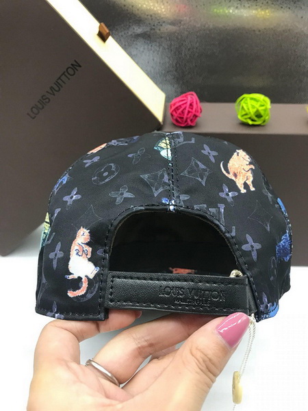 LV Hats AAA-207