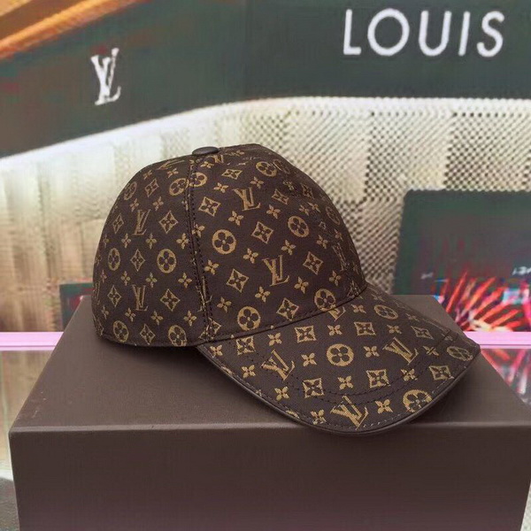 LV Hats AAA-210