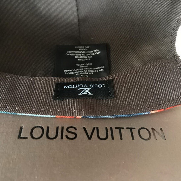 LV Hats AAA-211