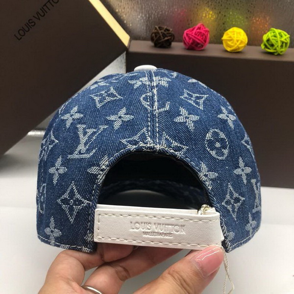 LV Hats AAA-212