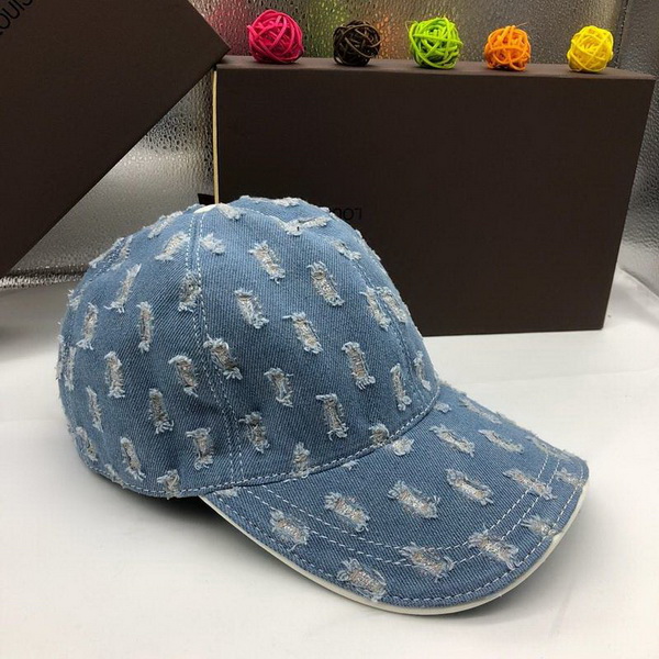 LV Hats AAA-218