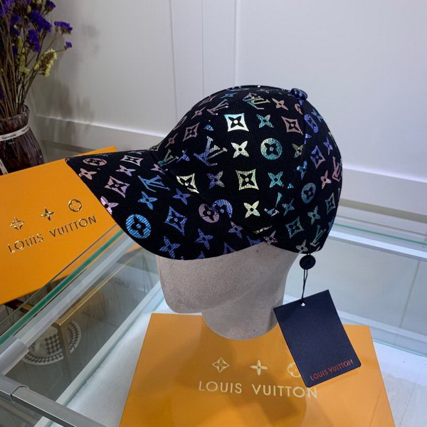 LV Hats AAA-242