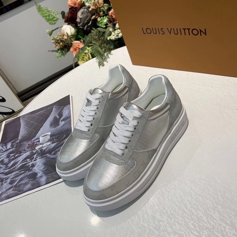 LV Women Shoes 1;1 Quality-125