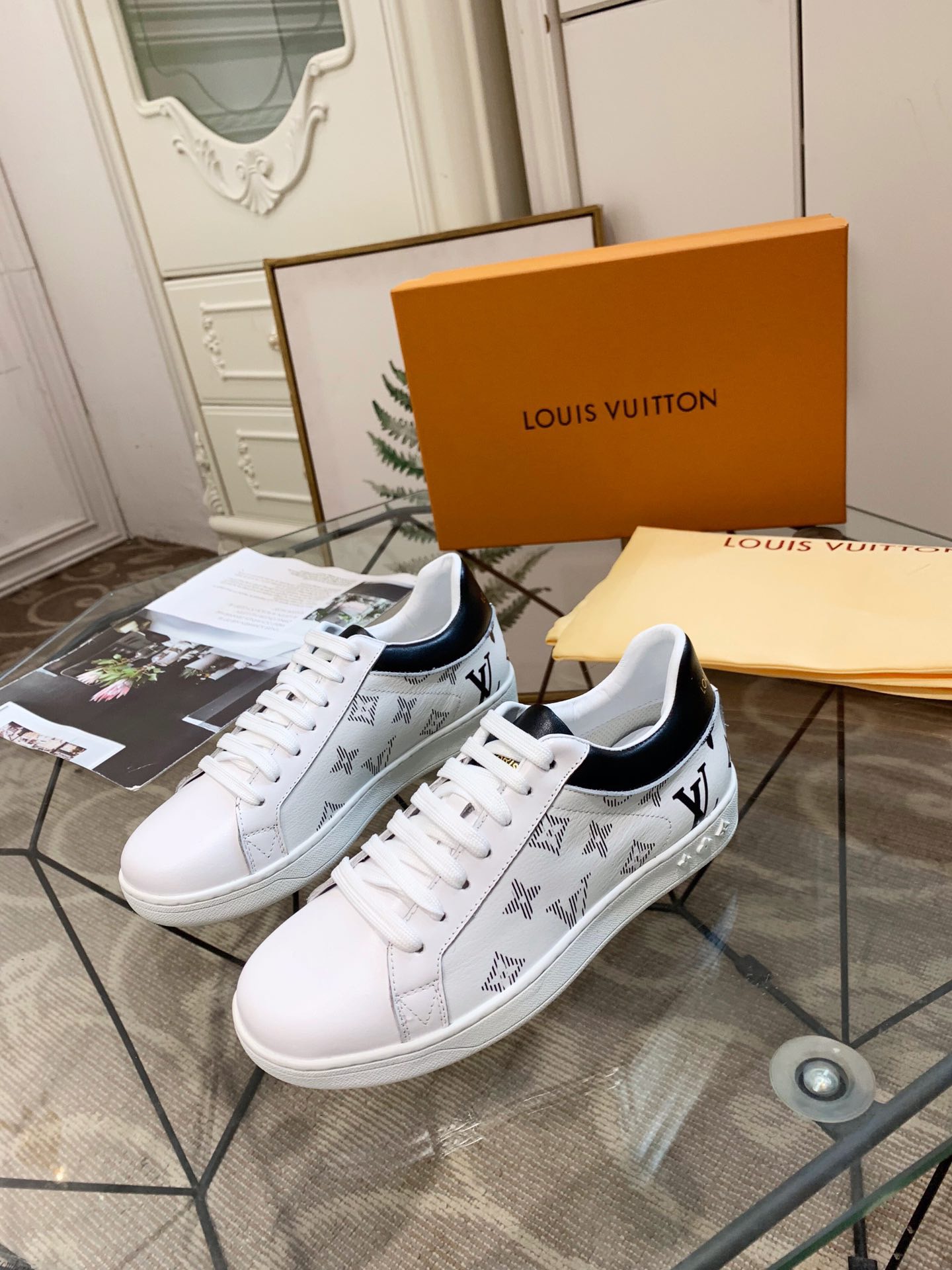 LV Women Shoes 1;1 Quality-223