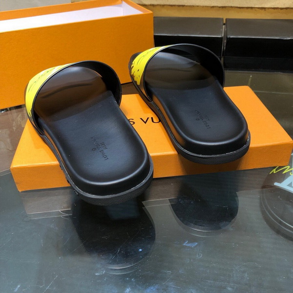 LV men slippers AAA-298(38-44)