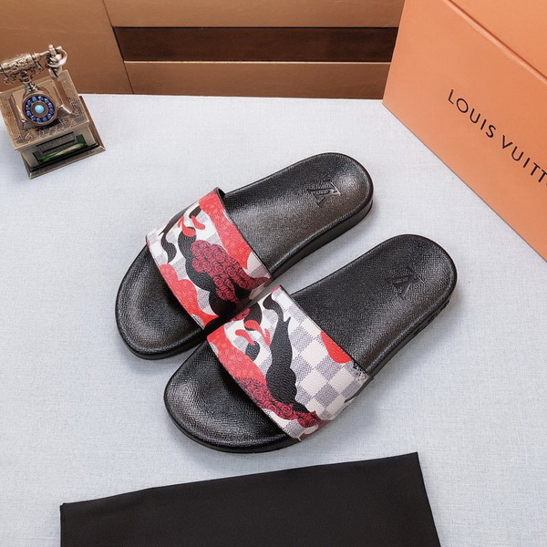 LV men slippers AAA-300(38-45)