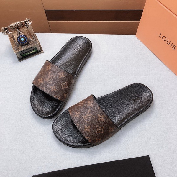 LV men slippers AAA-304(38-45)