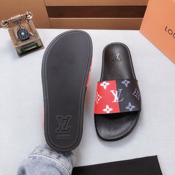 LV men slippers AAA-305(38-45)