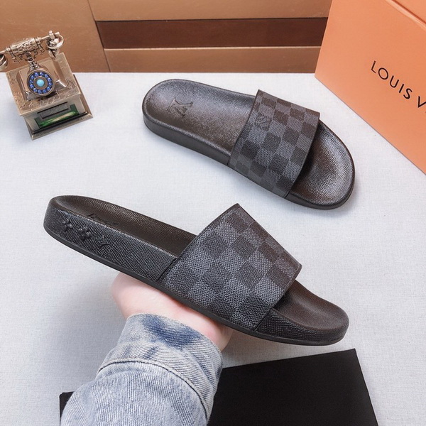 LV men slippers AAA-307(38-45)