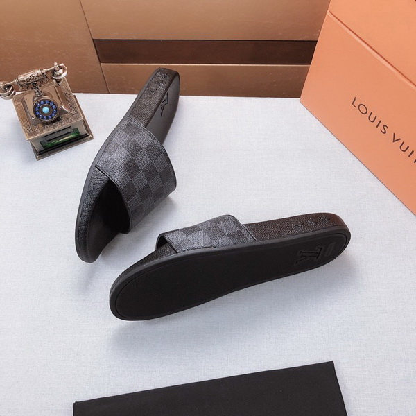 LV men slippers AAA-307(38-45)