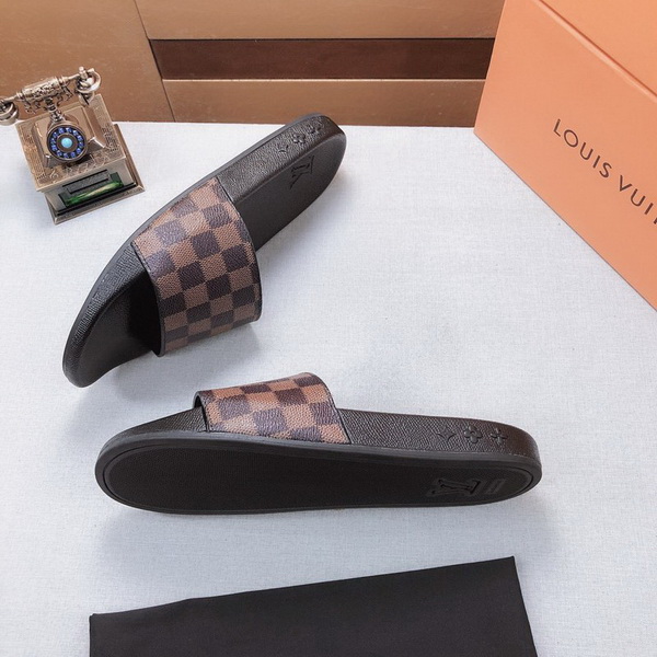 LV men slippers AAA-310(38-45)