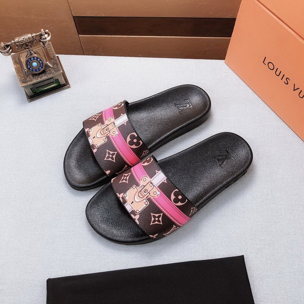 LV men slippers AAA-311(38-45)