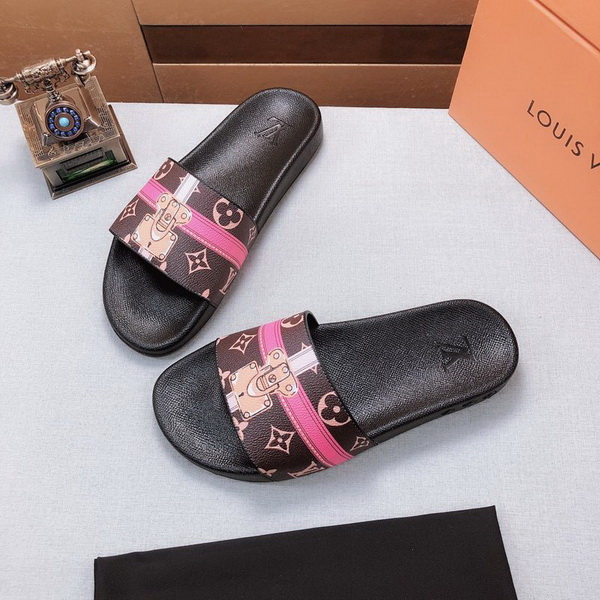 LV men slippers AAA-311(38-45)