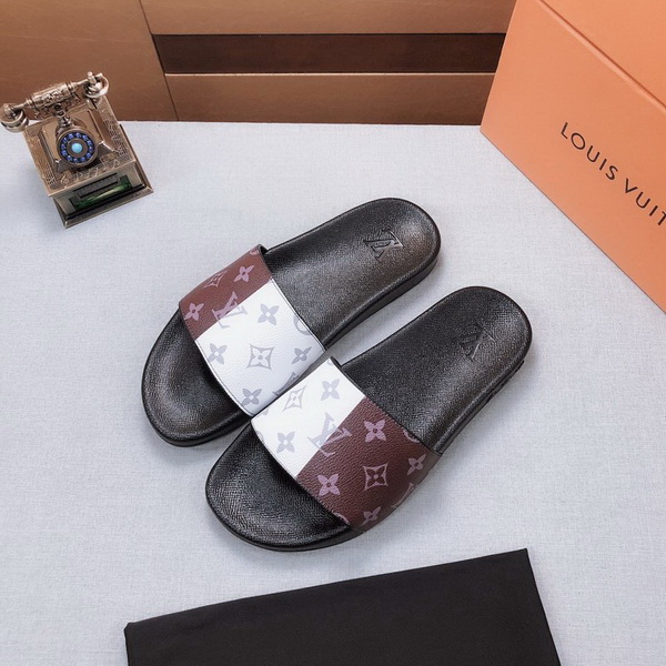 LV men slippers AAA-313(38-45)