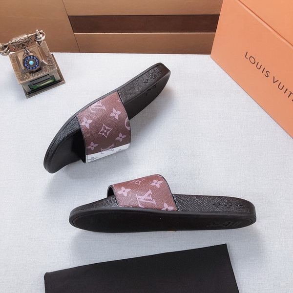 LV men slippers AAA-313(38-45)