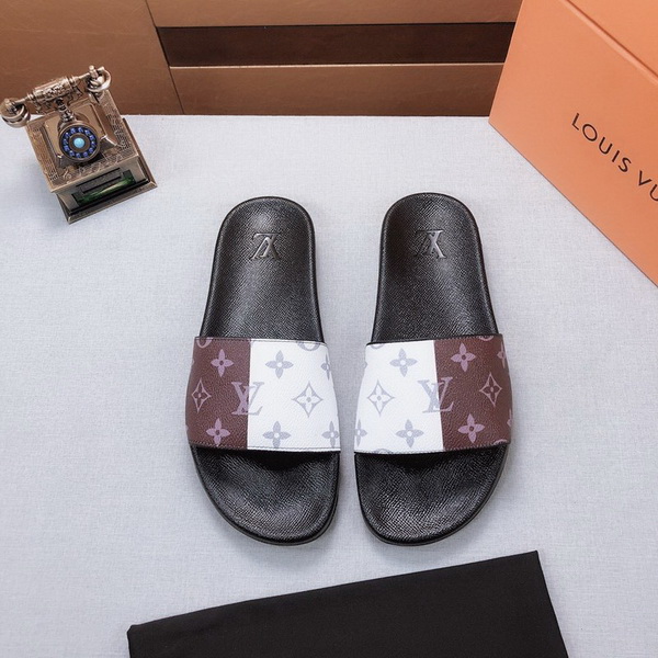 LV men slippers AAA-313(38-45)