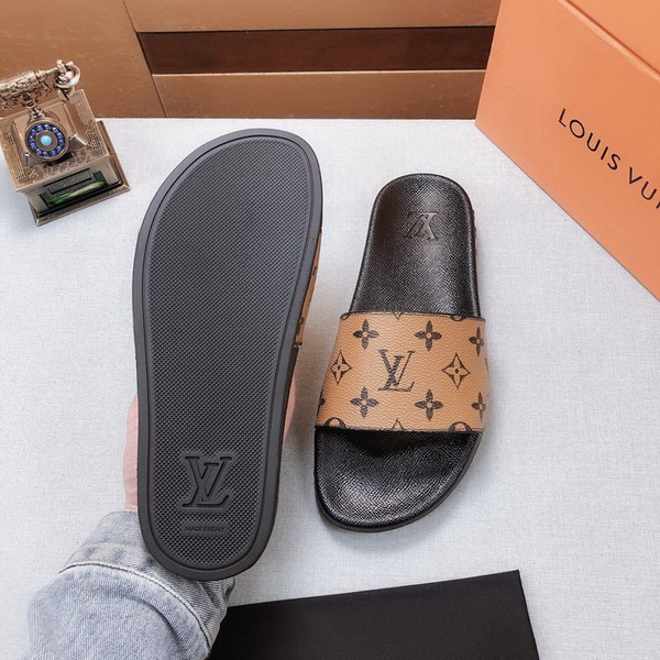 LV men slippers AAA-314(38-45)