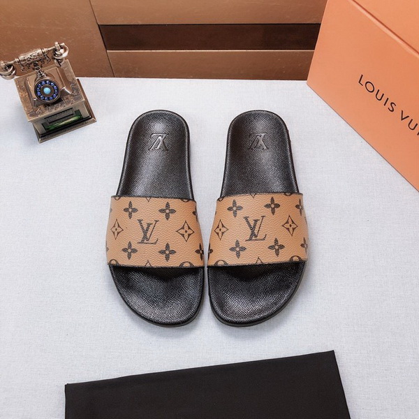 LV men slippers AAA-314(38-45)