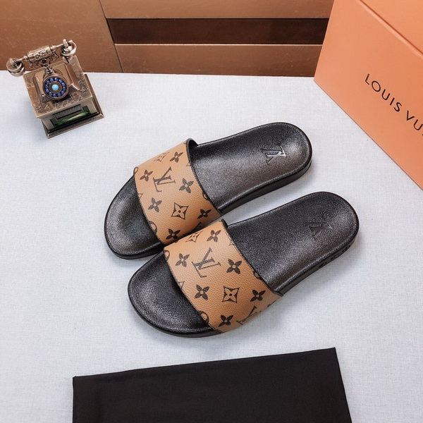 LV men slippers AAA-314(38-45)